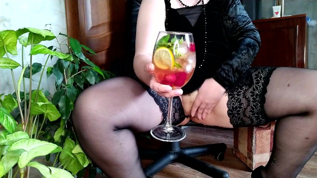 Russian Milf Enjoys Her Natural Cocktail in Steamy Encounter